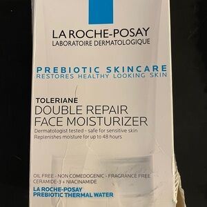Toleriane Double Repair Face Moisturizer - White